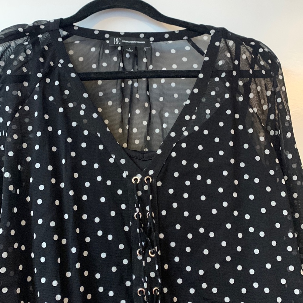 L INC NWT 2piece set. Tank covered with black gauzy blouse w white dots. - Picture 2 of 6